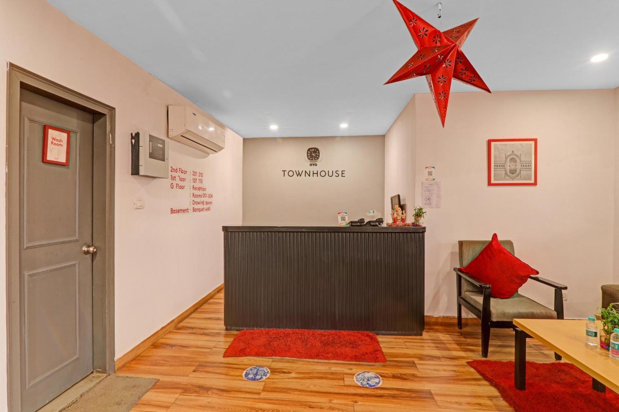 Townhouse The Shubham Hotel Bijnaur Exterior foto